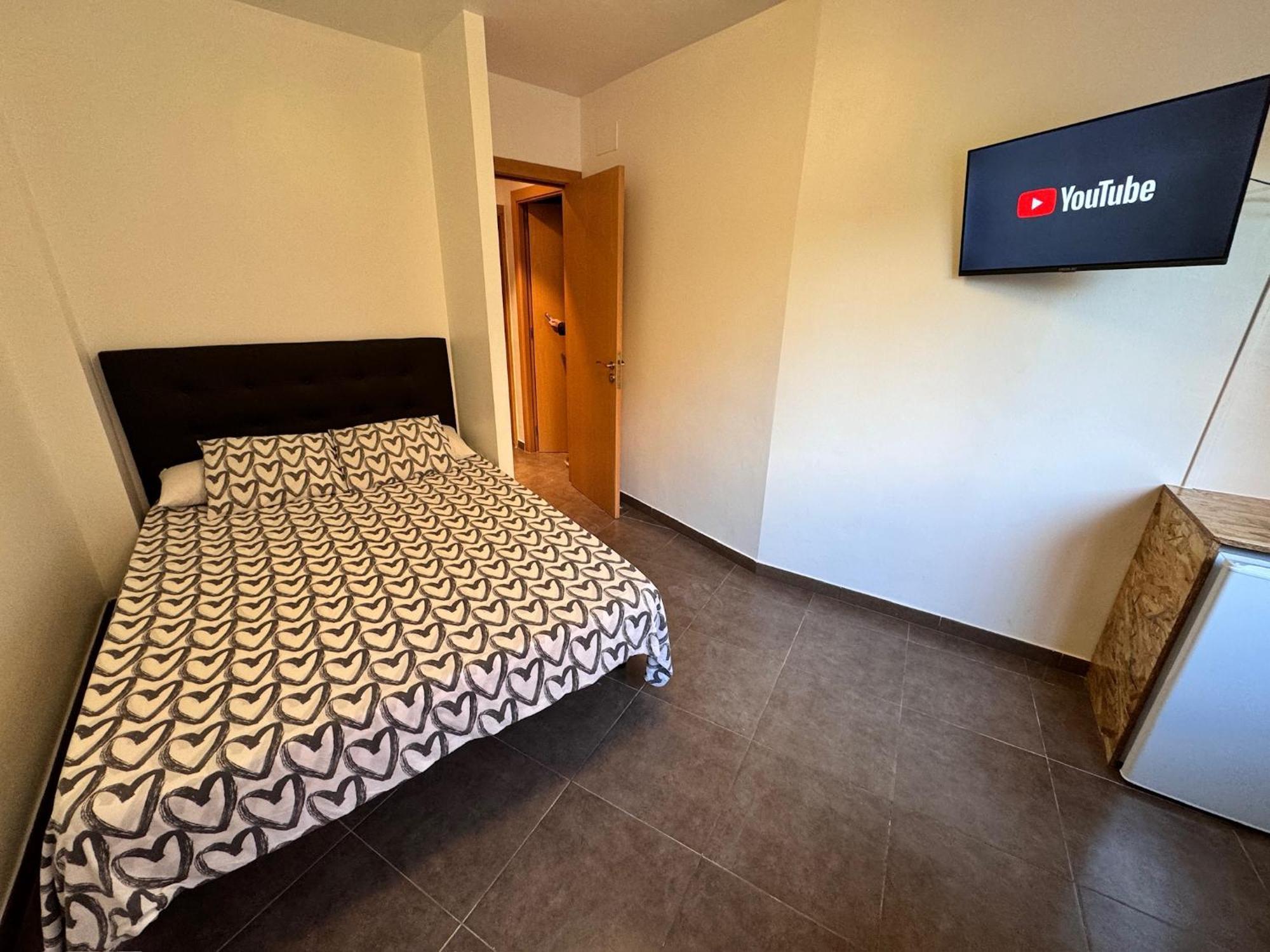 Mt Boutique Suites Y Apartamentos - Adults Only - Матаро Екстер'єр фото